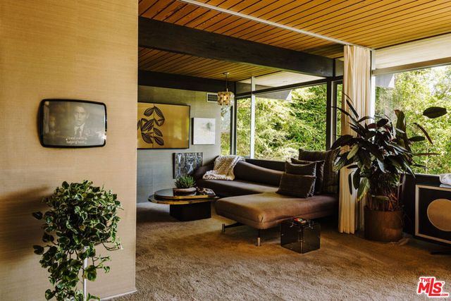 3319 Tareco Drive, Los Angeles, CA 90068