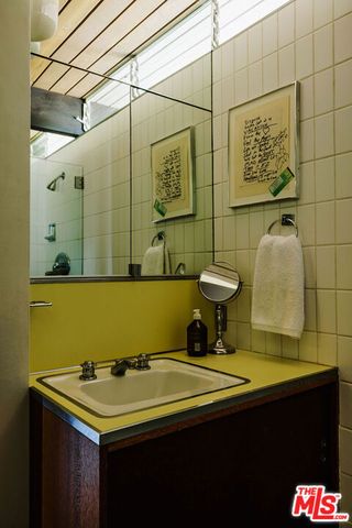 3319 Tareco Drive, Los Angeles, CA 90068