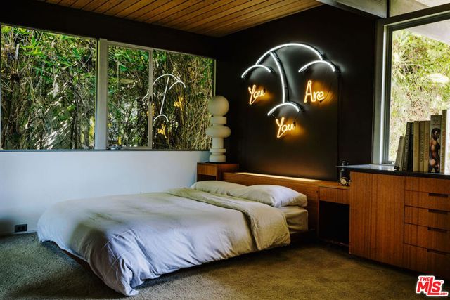 3319 Tareco Drive, Los Angeles, CA 90068