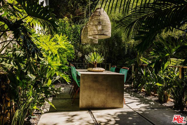 3319 Tareco Drive, Los Angeles, CA 90068