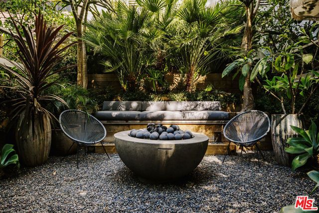 3319 Tareco Drive, Los Angeles, CA 90068