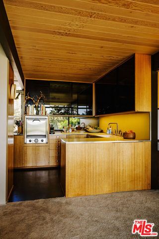 3319 Tareco Drive, Los Angeles, CA 90068