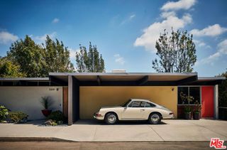 3319 Tareco Drive, Los Angeles, CA 90068