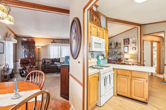 4 Furlong Court, Grayslake, IL 60030