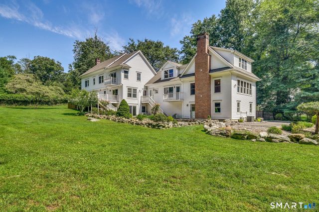 10 Fernwood Road, Westport, CT 06880