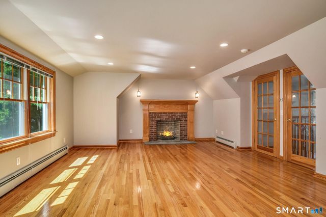 10 Fernwood Road, Westport, CT 06880