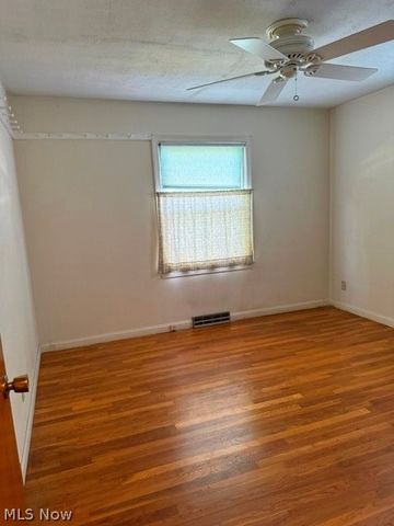 2486 8th Street, Cuyahoga Falls, OH 44221