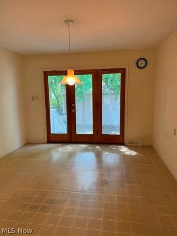 2486 8th Street, Cuyahoga Falls, OH 44221