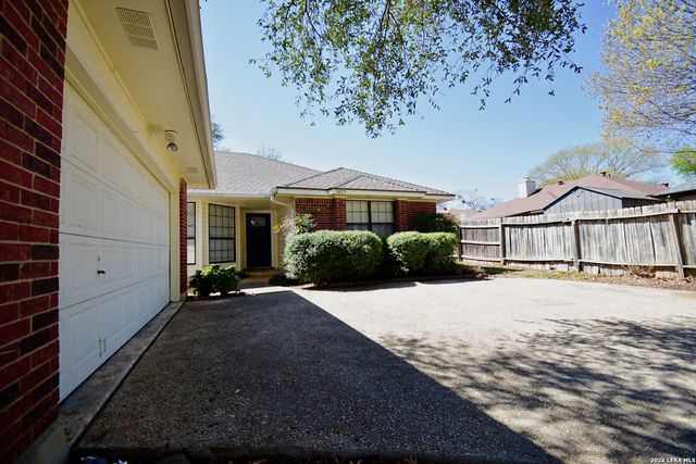 1409 Greenwood, Schertz, TX 78154