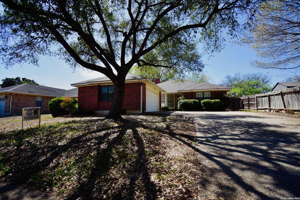 1409 Greenwood, Schertz, TX 78154