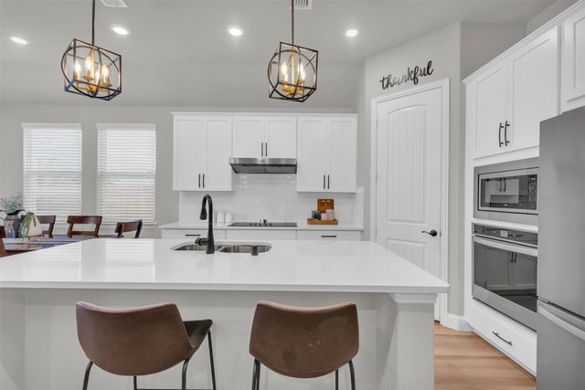 2105 Chapman Lane, Little Elm, TX 75068