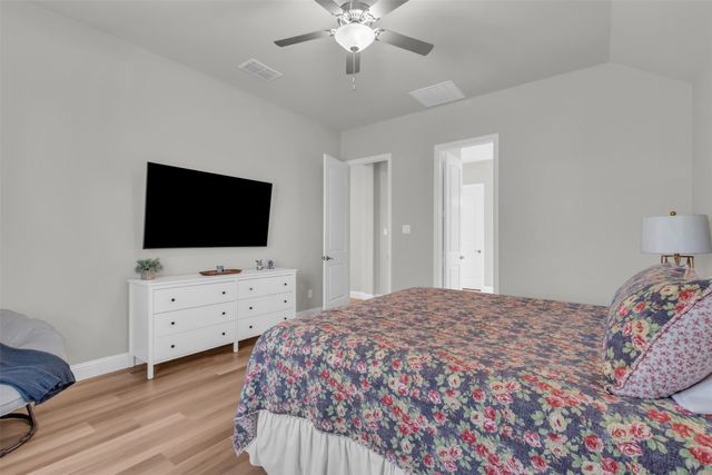 2105 Chapman Lane, Little Elm, TX 75068