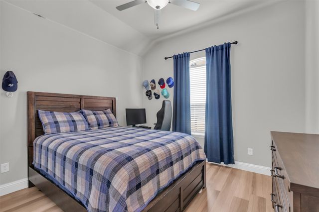 2105 Chapman Lane, Little Elm, TX 75068