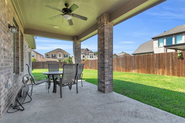 2105 Chapman Lane, Little Elm, TX 75068