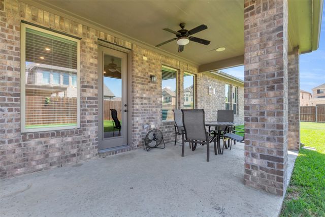 2105 Chapman Lane, Little Elm, TX 75068