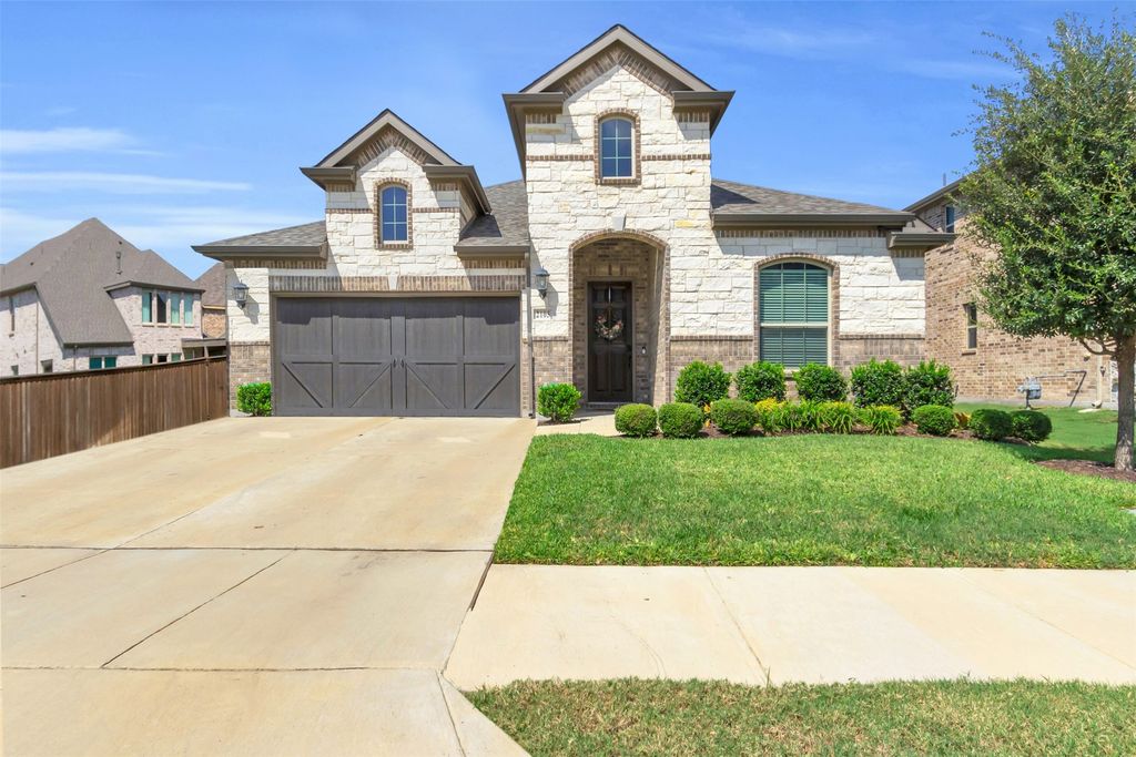 2105 Chapman Lane, Little Elm, TX 75068
