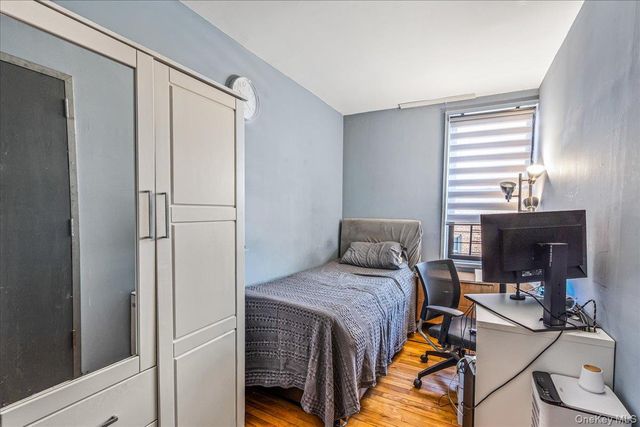 50-21 39th Place 4H, Sunnyside, NY 11104