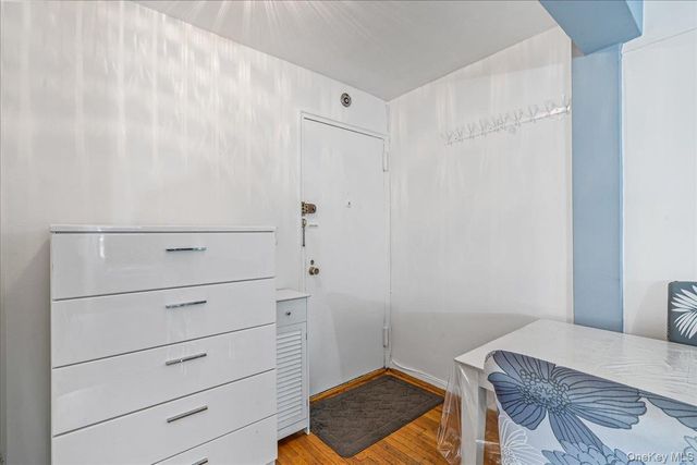 50-21 39th Place 4H, Sunnyside, NY 11104