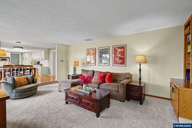 1939 Brightwood Ct S, Salem, OR 97302