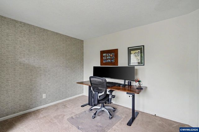 1939 Brightwood Ct S, Salem, OR 97302