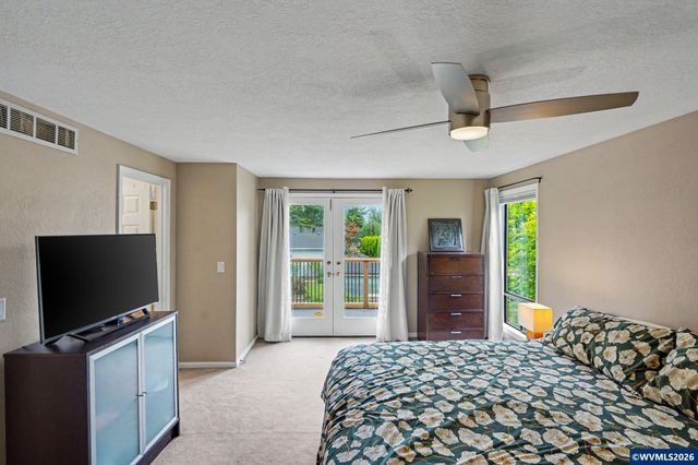 1939 Brightwood Ct S, Salem, OR 97302