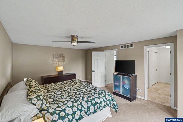 1939 Brightwood Ct S, Salem, OR 97302