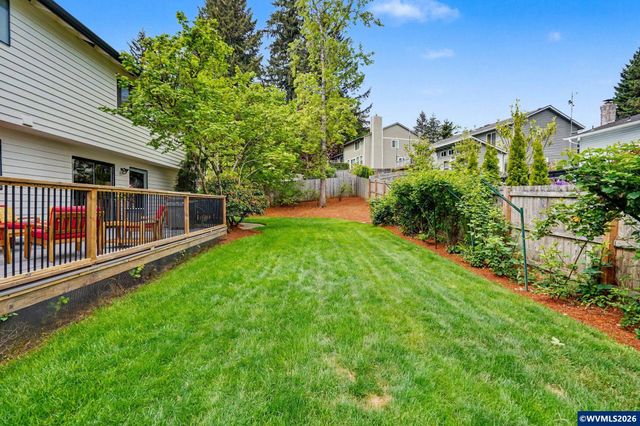 1939 Brightwood Ct S, Salem, OR 97302