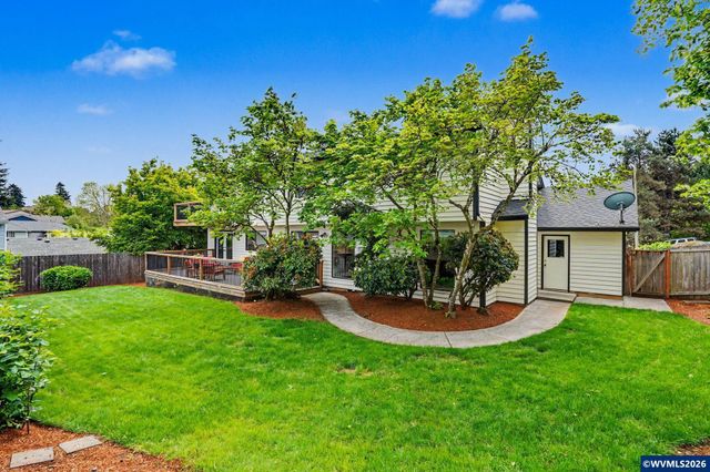 1939 Brightwood Ct S, Salem, OR 97302