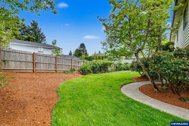 1939 Brightwood Ct S, Salem, OR 97302