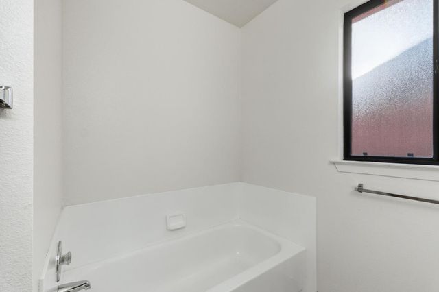 1345 Robinson Avenue, Clovis, CA 93612