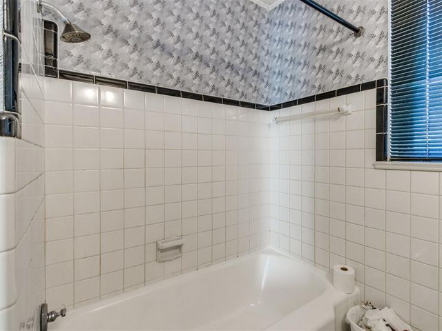 3016 NW 70th Street, Oklahoma City, OK 73116