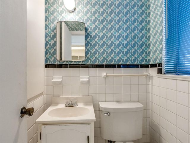 3016 NW 70th Street, Oklahoma City, OK 73116