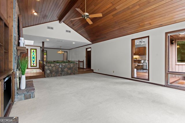 4309 Highland View NE, Roswell, GA 30075
