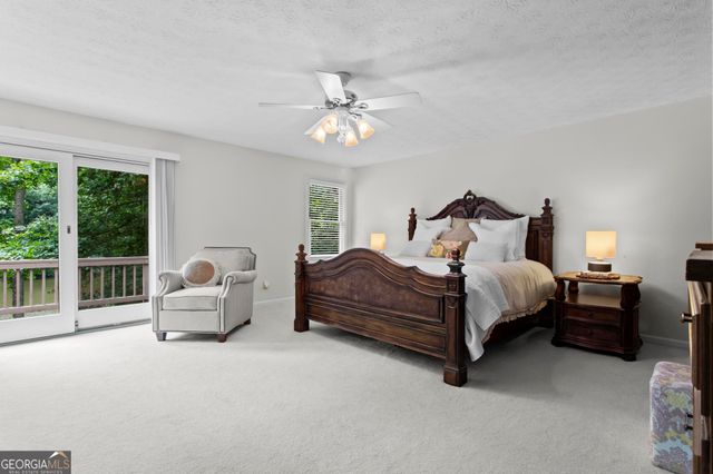 4309 Highland View NE, Roswell, GA 30075