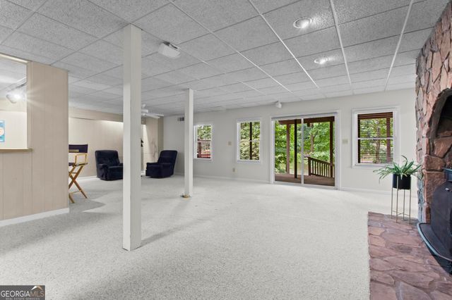 4309 Highland View NE, Roswell, GA 30075