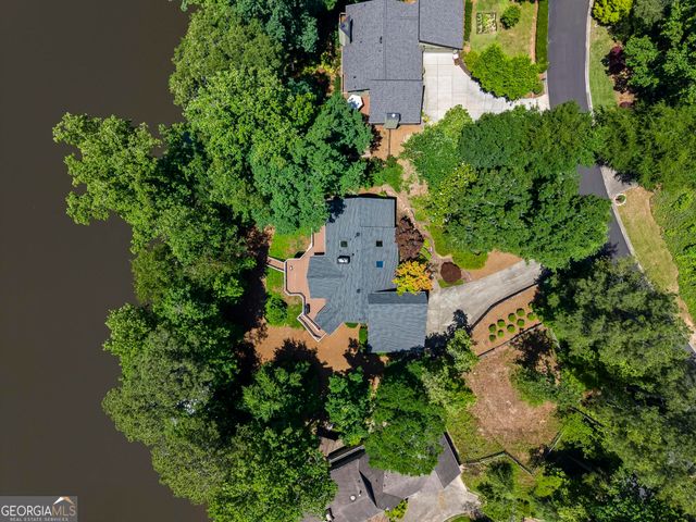 4309 Highland View NE, Roswell, GA 30075