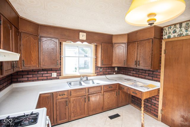 527 N Arthur Street, Rushville, IN 46173