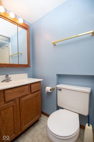 527 N Arthur Street, Rushville, IN 46173