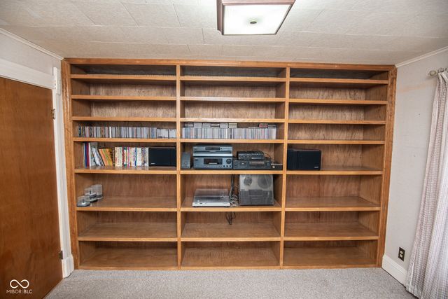 527 N Arthur Street, Rushville, IN 46173