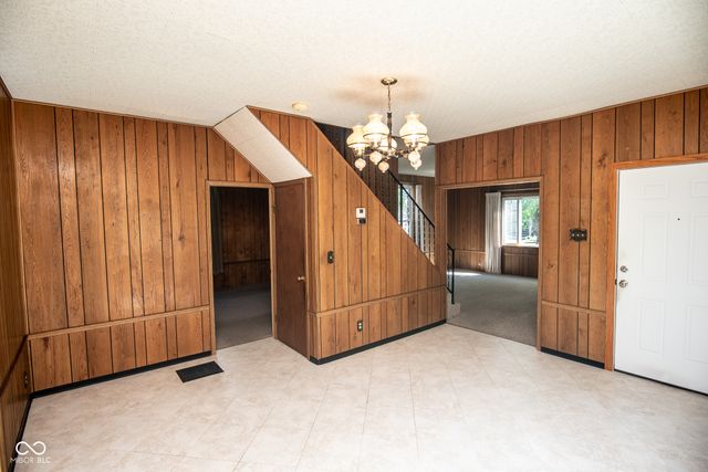 527 N Arthur Street, Rushville, IN 46173