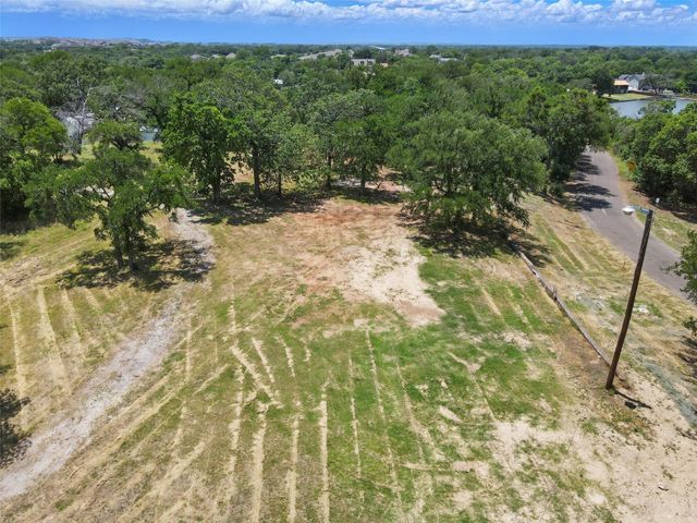 8505 Heron Drive, Fort Worth, TX 76108
