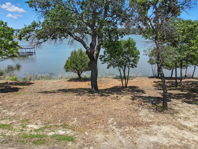 8505 Heron Drive, Fort Worth, TX 76108