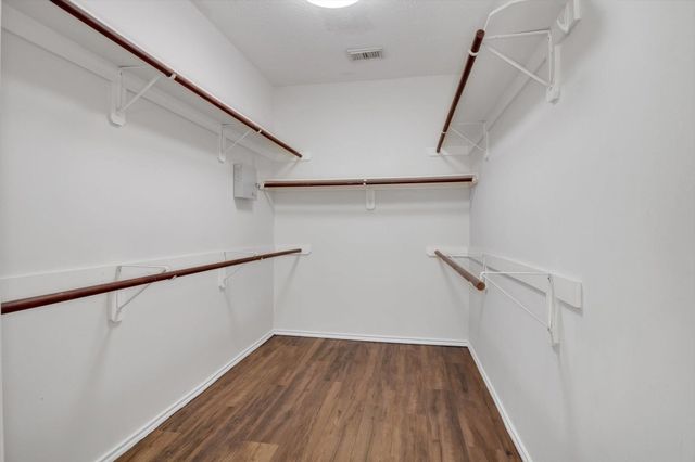 2414 Mills Creek Drive, Kingwood, TX 77339