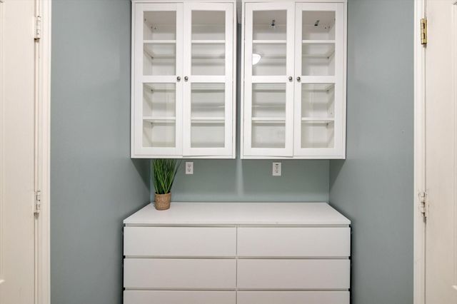 2414 Mills Creek Drive, Kingwood, TX 77339