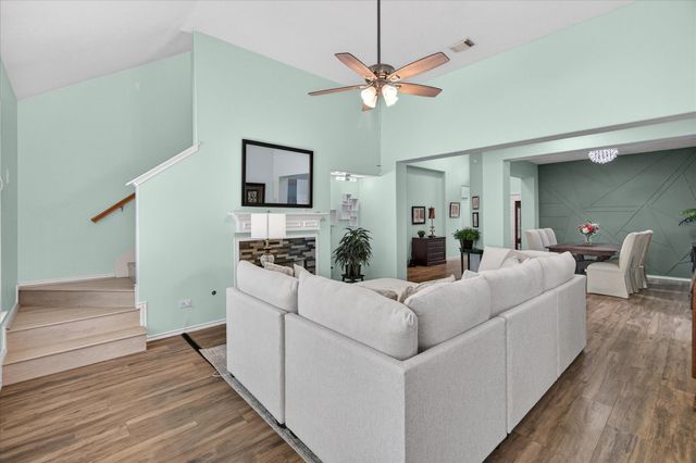 2414 Mills Creek Drive, Kingwood, TX 77339