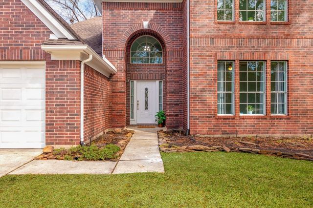 2414 Mills Creek Drive, Kingwood, TX 77339