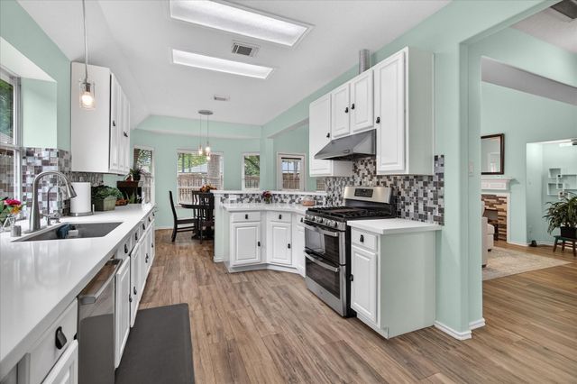 2414 Mills Creek Drive, Kingwood, TX 77339