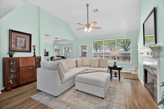 2414 Mills Creek Drive, Kingwood, TX 77339