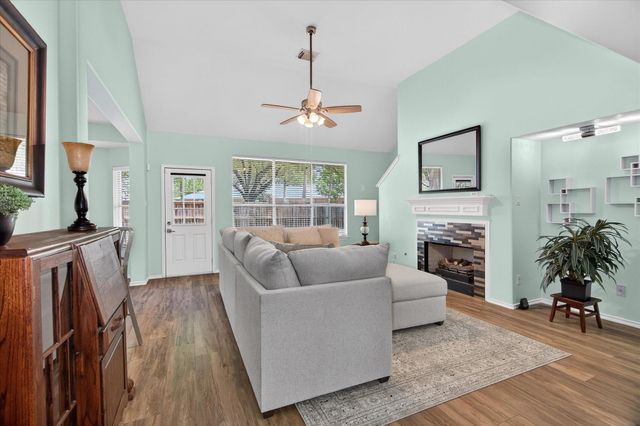 2414 Mills Creek Drive, Kingwood, TX 77339