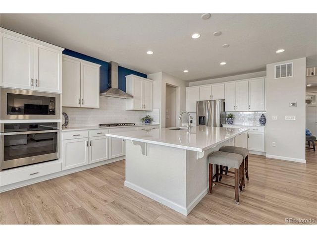 904 W Witherspoon Dr, Elizabeth, CO 80107